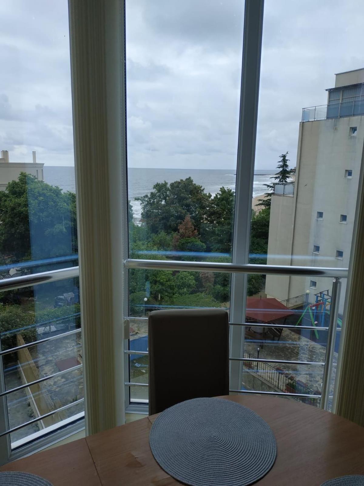 Kabakum Sea-View Apartament Golden Sands Εξωτερικό φωτογραφία